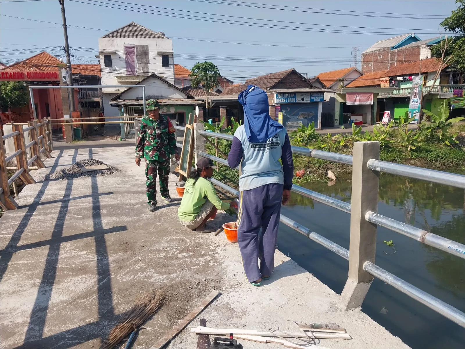 Akses Warga, Jembatan Perintis Garuda Sidoarjo Terus Dikebut