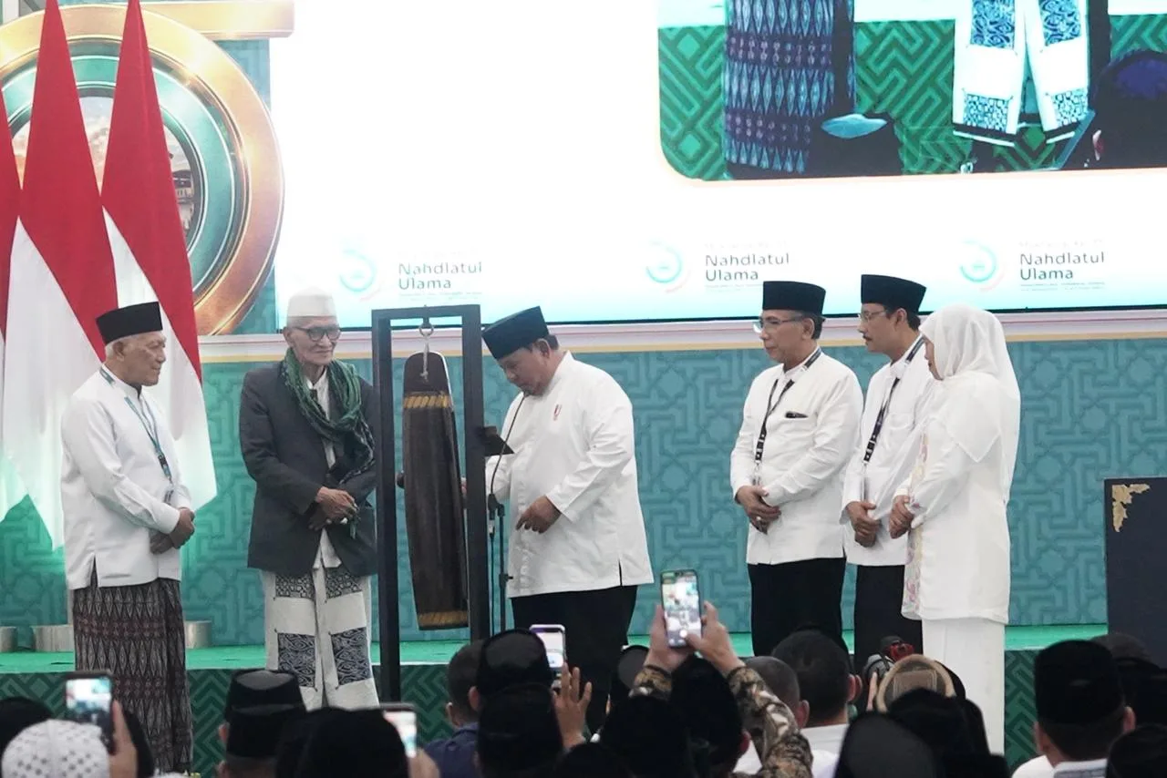 Sinergi Kebangsaan: Pangdam V/Brawijaya Dampingi Presiden Prabowo Tutup Muktamar NU ke-35 di Jombang