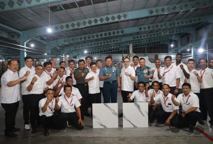 Panglima-TNI-Resmikan-Gedung-Plant-5-PT.-Arwana-Citra-Mulia-Tbk.